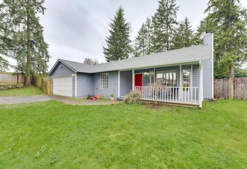 Olympia Home W/ Deck ~ 7 Mi To Amtrak Train!