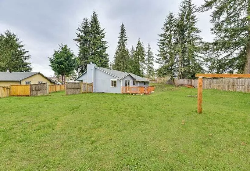 Olympia Home W/ Deck ~ 7 Mi To Amtrak Train!