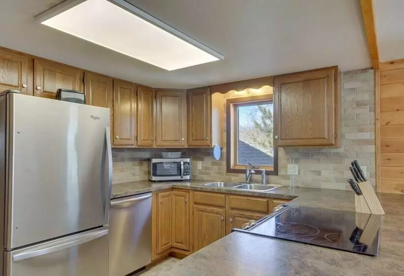 Fire Pit + Lake View: Cozy Park Rapids Cabin