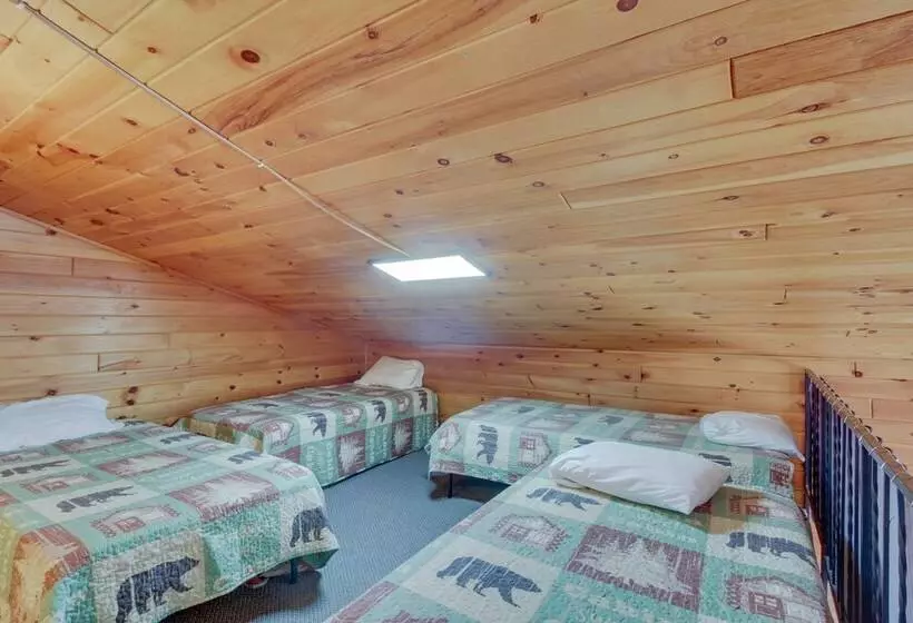 Fire Pit + Lake View: Cozy Park Rapids Cabin