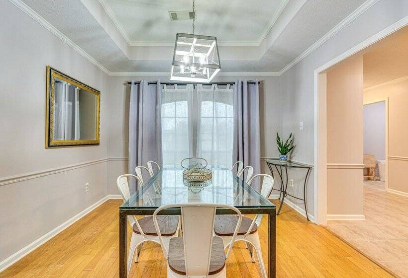 Pet Friendly Conway Home: 1 Mi To Hendrix College!