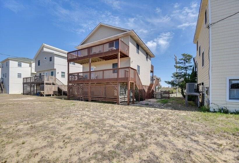 Pet Friendly Outer Banks Home 1 Block To Beach!