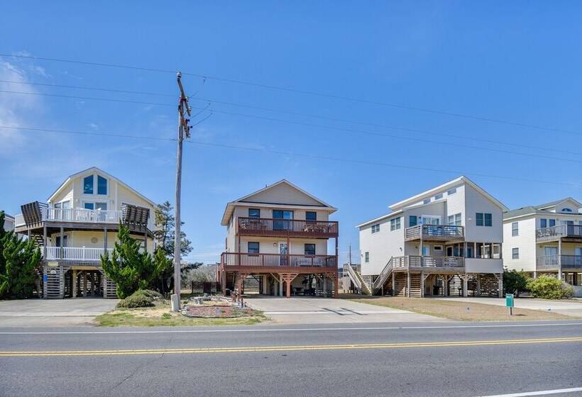 Pet Friendly Outer Banks Home 1 Block To Beach!