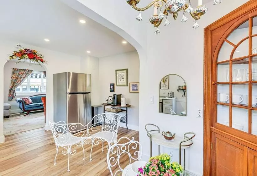 Quaint Hot Springs Home < 1 Mi To Downtown!