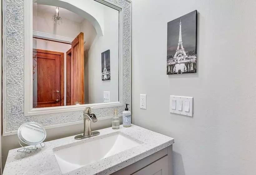 Quaint Hot Springs Home < 1 Mi To Downtown!