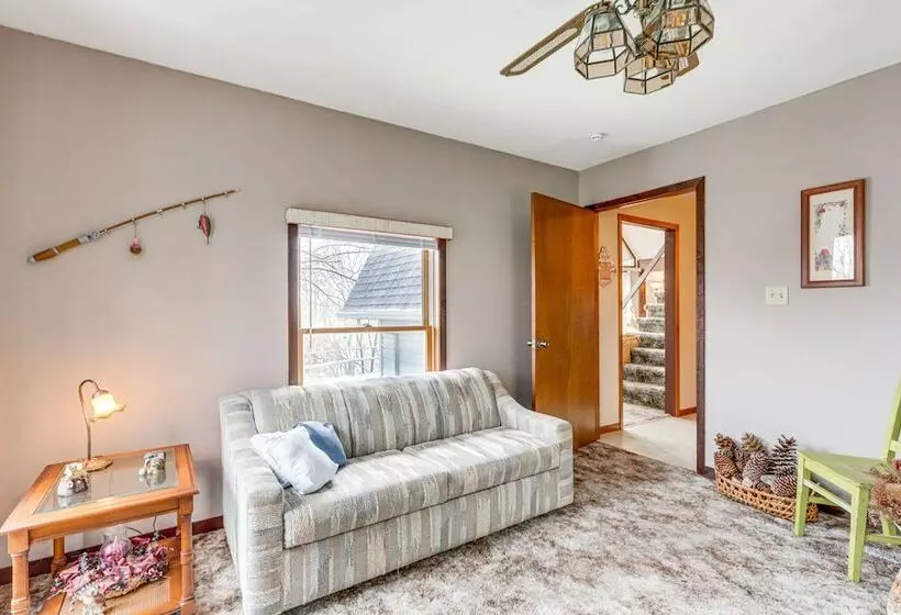 Riverfront Baxter Springs Home W/ Deck & Grill!