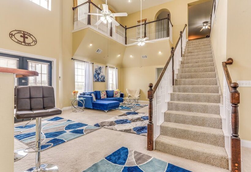 Spacious Farmersville Home W/ Game Room & Fire Pit