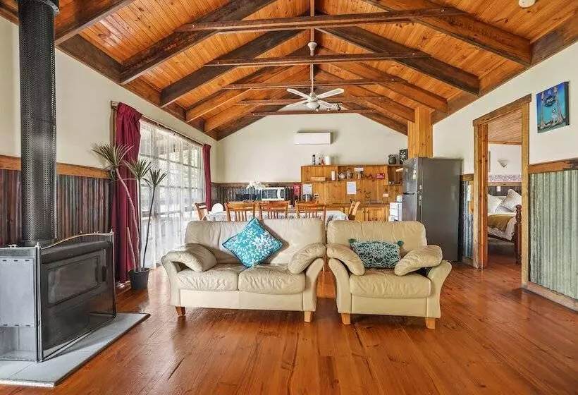 Stayau 3br Quaint Countryside Cottage