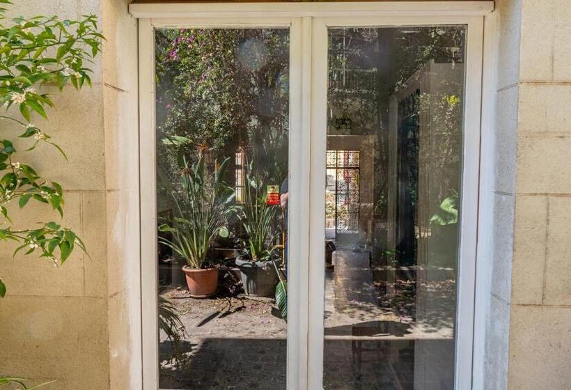 تختخواب و صبحانه Verdi 254