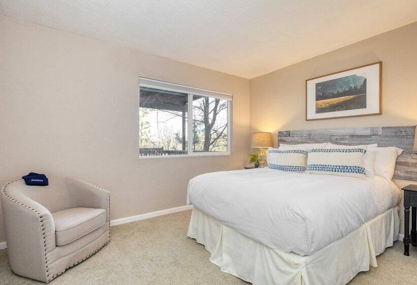 Blue Spruce By Avantstay Cozy Home W/ Dual Decks