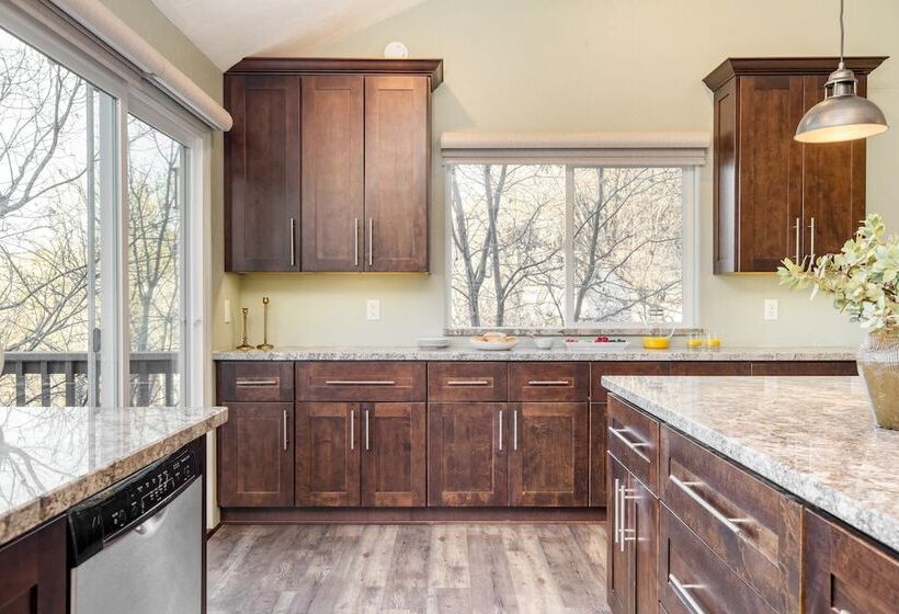 Blue Spruce By Avantstay Cozy Home W/ Dual Decks