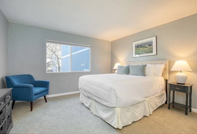 Blue Spruce By Avantstay Cozy Home W/ Dual Decks