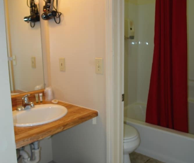 Carter Mountain Motel