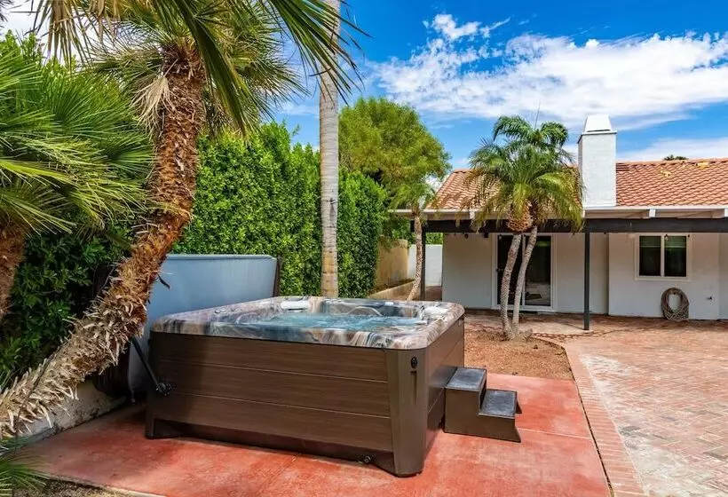 Catalina By Avantstay Fully Remodeled Palm Springs Haven! Pool ! Permit#3432