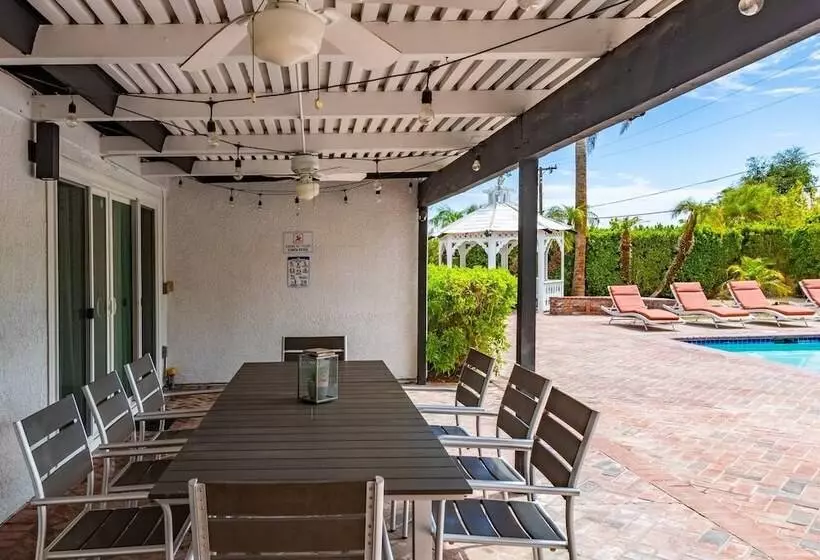 Catalina By Avantstay Fully Remodeled Palm Springs Haven! Pool ! Permit#3432