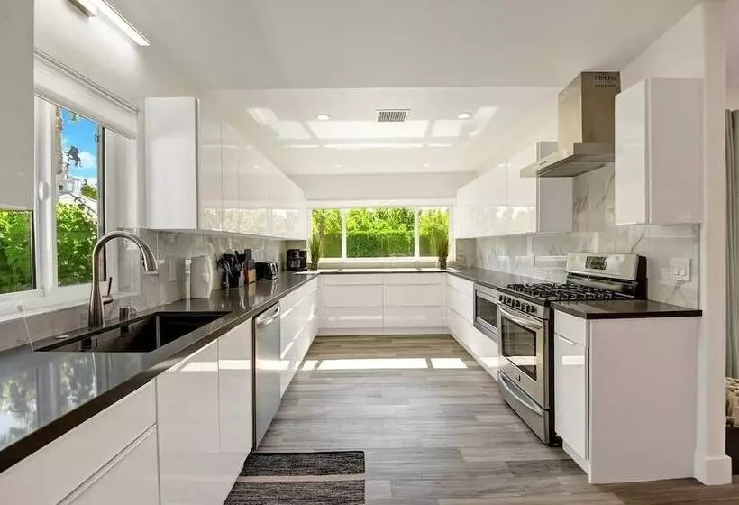 Catalina By Avantstay Fully Remodeled Palm Springs Haven! Pool ! Permit#3432