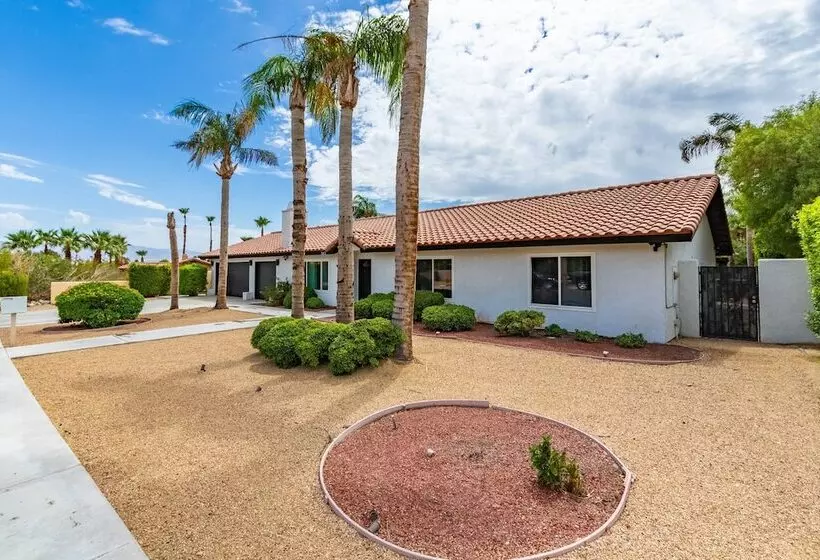 Catalina By Avantstay Fully Remodeled Palm Springs Haven! Pool ! Permit#3432