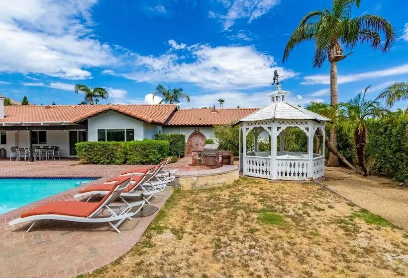 Catalina By Avantstay Fully Remodeled Palm Springs Haven! Pool ! Permit#3432