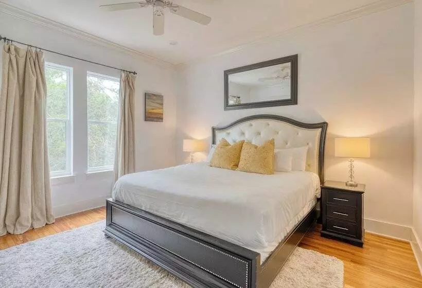 Doctor S Orders By Avantstay 5 Mins To Beach! W/ Community Pool & Hot Tub!