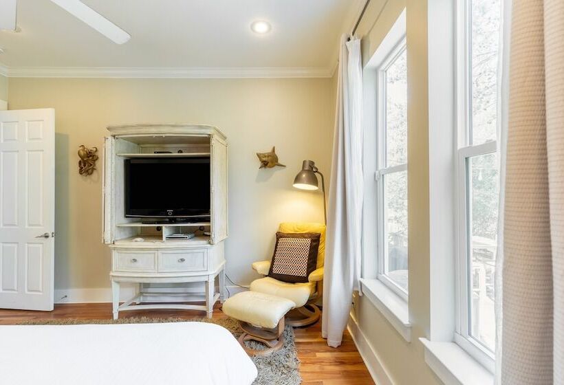 Doctor S Orders By Avantstay 5 Mins To Beach! W/ Community Pool & Hot Tub!