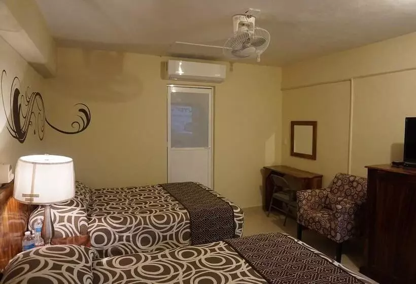 Hotelli Del Balsas Lazaro Cardenas