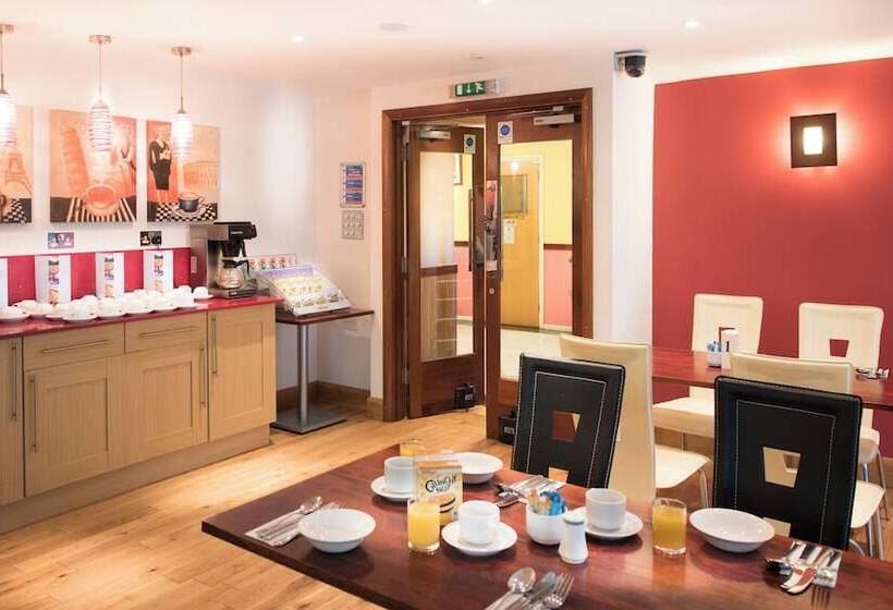 בית מלון כפרי Mk