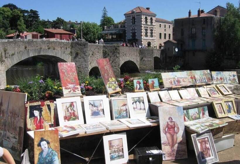 호텔 Ternélia Henri Iv