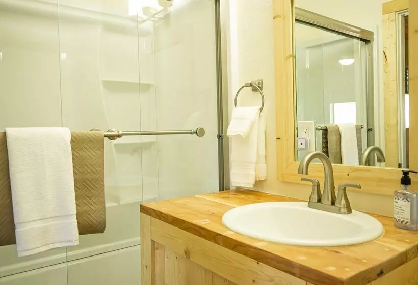 Hotelli Rusty Buck Inn