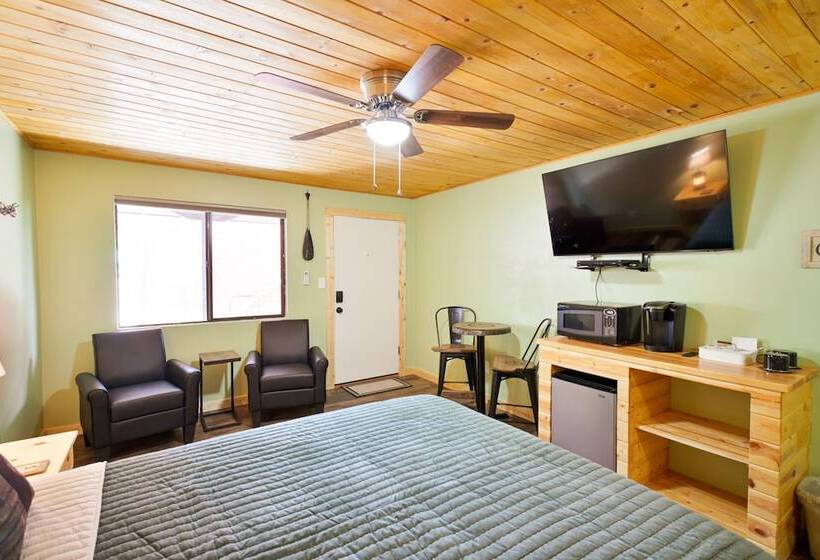 호텔 Rusty Buck Inn