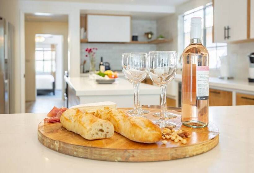 Larrea By Avantstay Luxurious Oasis W/ Pool & Hot Tub!