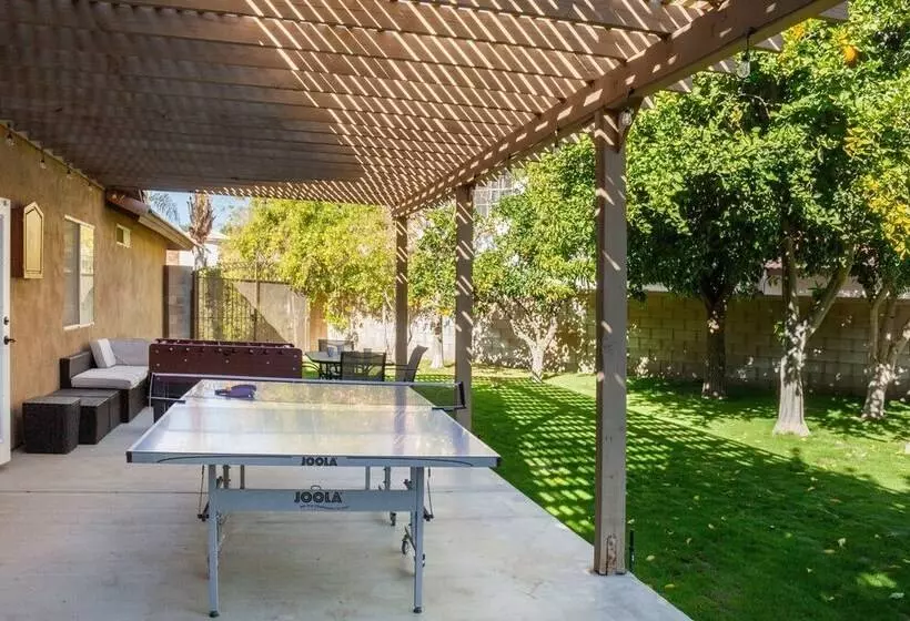 Larrea By Avantstay Luxurious Oasis W/ Pool & Hot Tub!