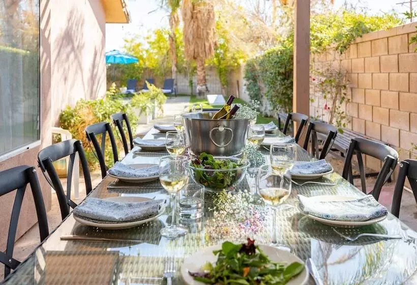 Larrea By Avantstay Luxurious Oasis W/ Pool & Hot Tub!