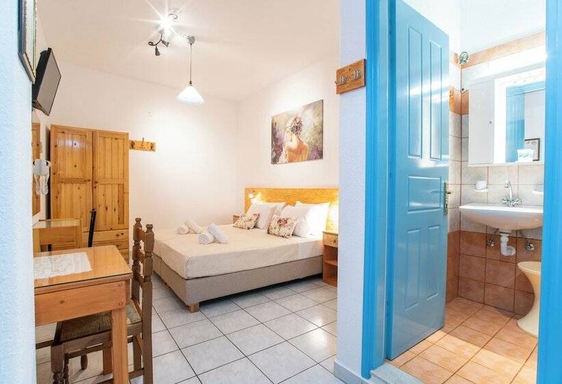 پانسیون Room In Apartment   Comfort Double Or Twin Room Semi Basement