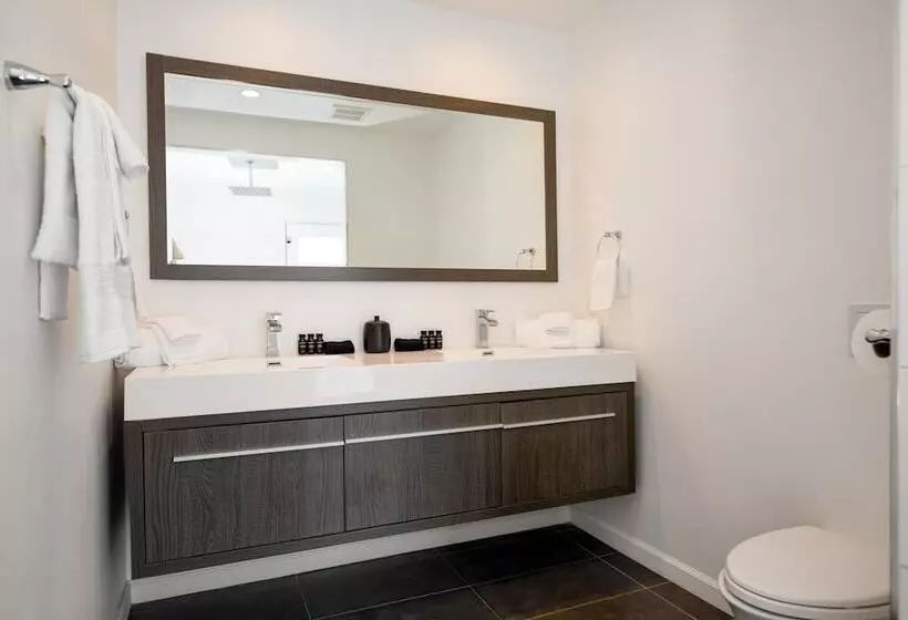 Quinta Green By Avantstay Modern Home W/ Pool, Spa & Golf Course!