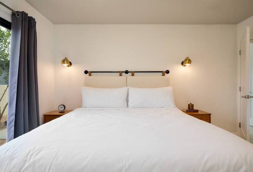 Quinta Green By Avantstay Modern Home W/ Pool, Spa & Golf Course!