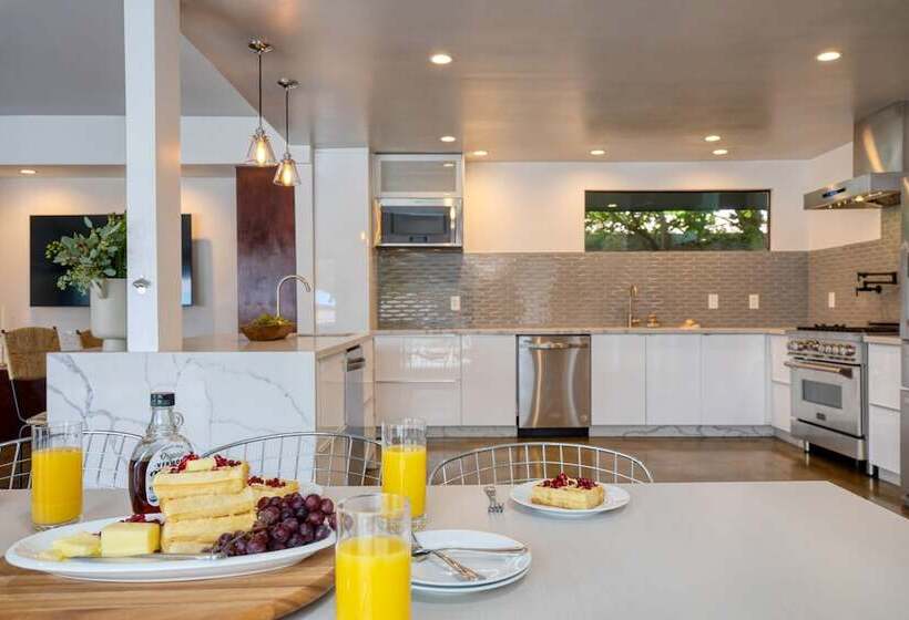 Quinta Green By Avantstay Modern Home W/ Pool, Spa & Golf Course!