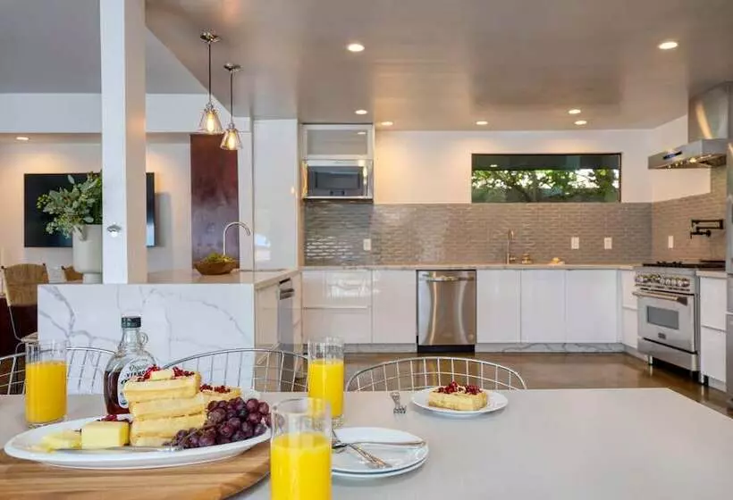 Quinta Green By Avantstay Modern Home W/ Pool, Spa & Golf Course!