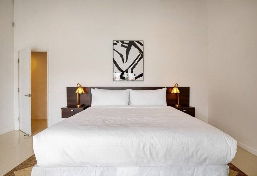 Quinta Green By Avantstay Modern Home W/ Pool, Spa & Golf Course!