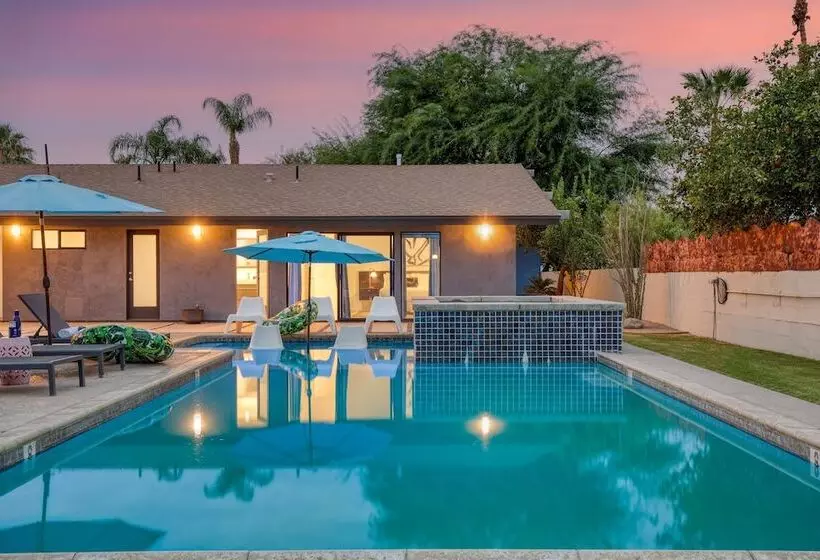 Quinta Green By Avantstay Modern Home W/ Pool, Spa & Golf Course!