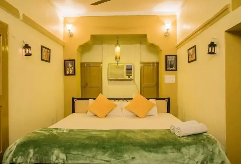 هاستل Zostel Jodhpur   Clock Tower