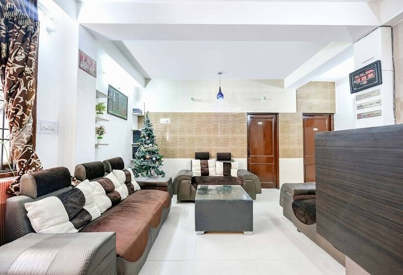 Fabhotel Ginger Grass