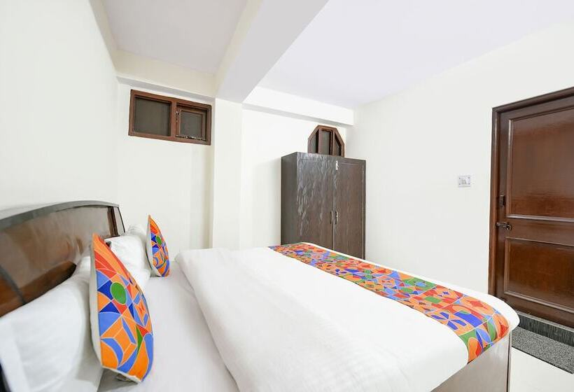 Fabhotel Ginger Grass