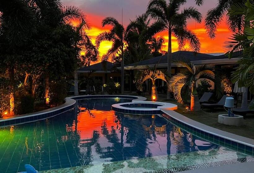 בית מלון כפרי Alona Royal Palm Resort