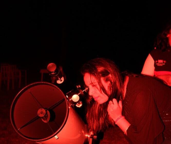 בית מלון כפרי Tusk And Roar Corbett Resort