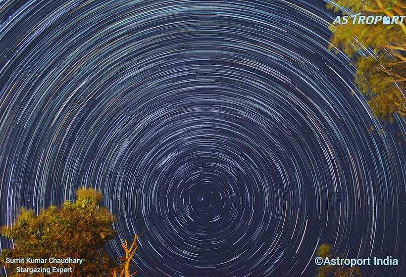 בית מלון כפרי Tusk And Roar Corbett Resort