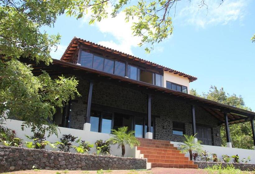 تختخواب و صبحانه El Respiro Ecolodge