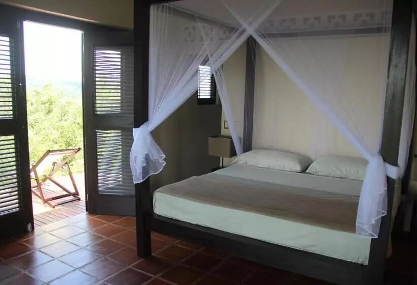 تختخواب و صبحانه El Respiro Ecolodge