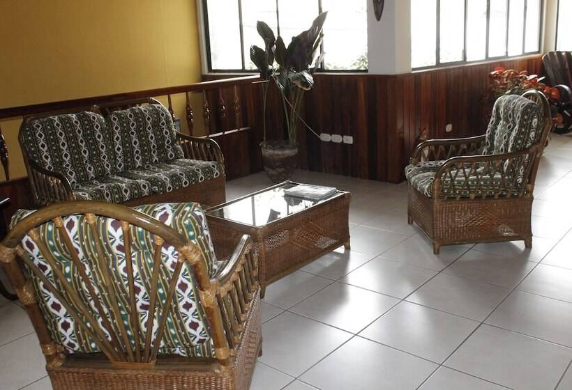 تختخواب و صبحانه Hostal Don Guillermo