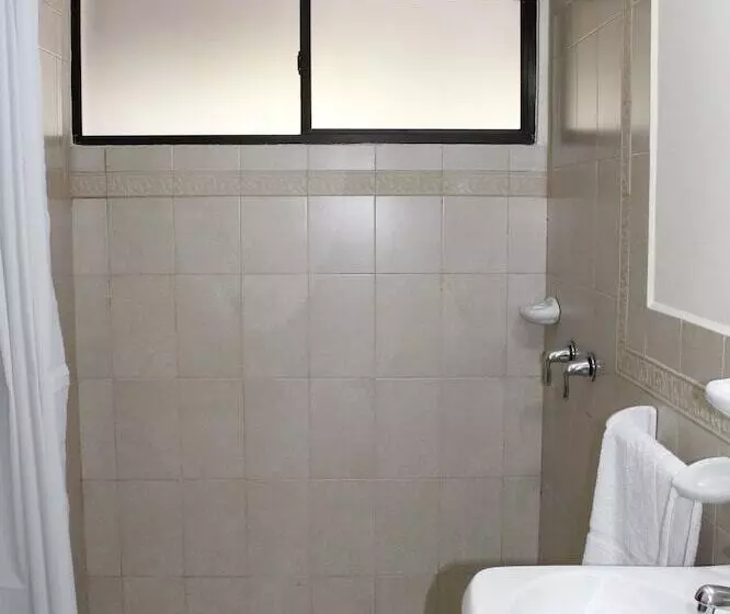 تختخواب و صبحانه Hostal Don Guillermo