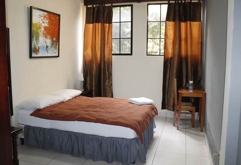 تختخواب و صبحانه Hostal Don Guillermo